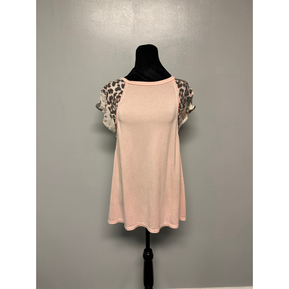 Women's Lovely Melody Pink Leopard Print Short Sleeve Tee XL